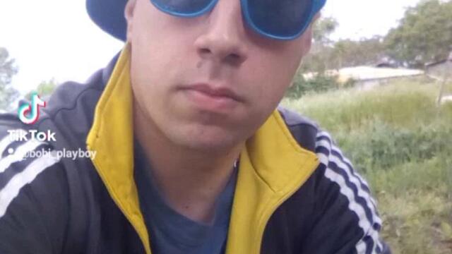 VID_20280417_070700_490