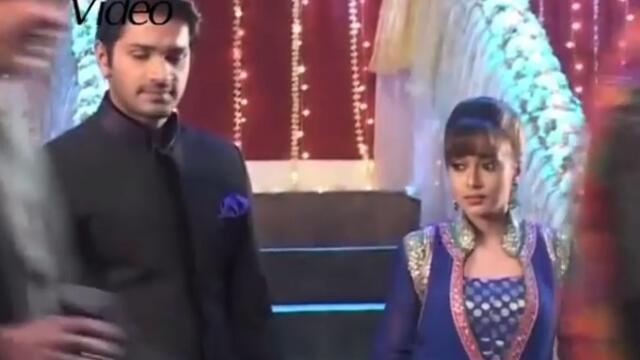 Mukta gets engaged to Vishnu