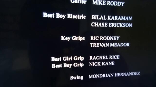 Лукс, блясък и неприличие (синхронен екип, дублаж на студио VMS, 30.06.2023 г.) (запис)