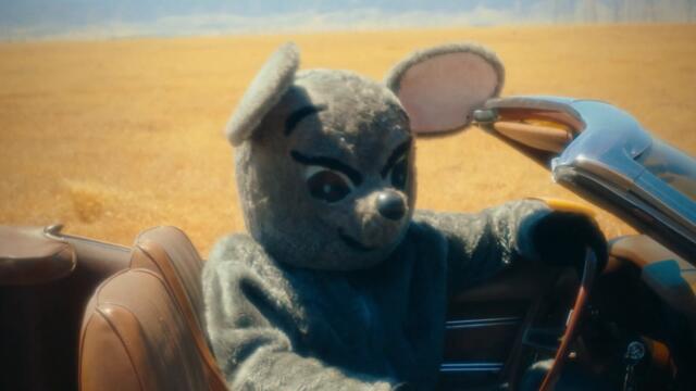 LUNA AURA - CANDY COLORED DAYDREAM (Official Music Video)