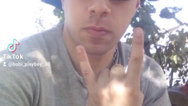 2023-09-11-142142259