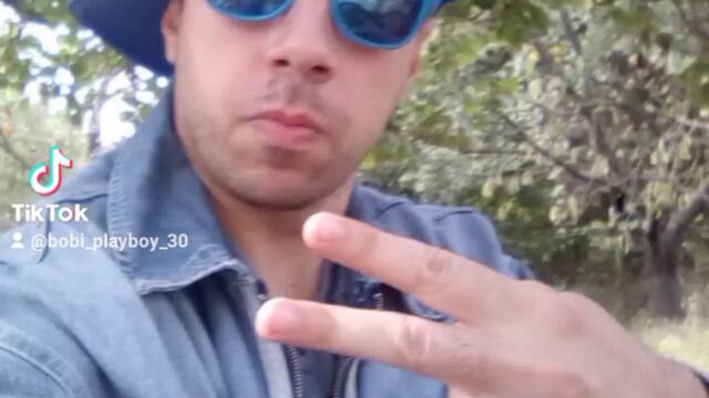 2023-09-16-121711100