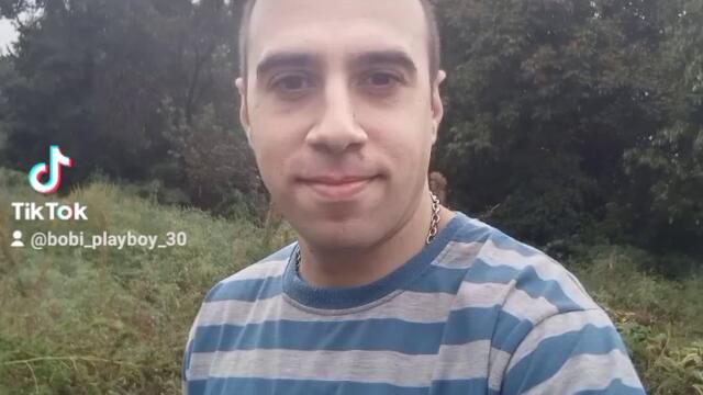 2023-09-17-122352046