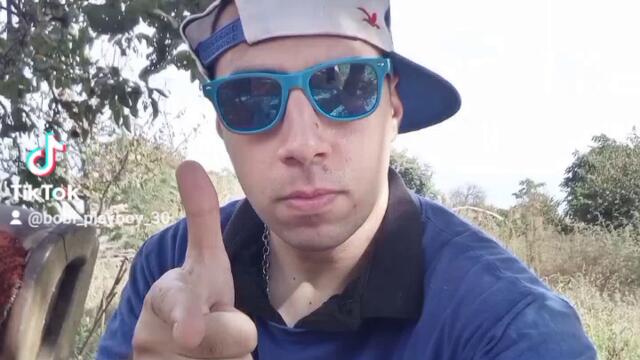 2023-10-04-124857936