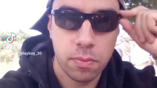 2023-10-06-123235598