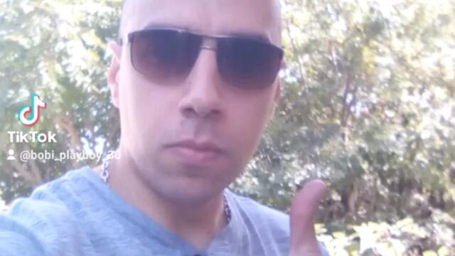 2023-10-22-134302760