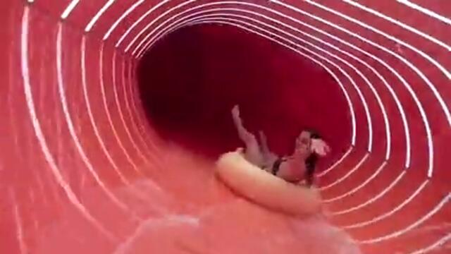 Aquapark_Wrocław-720p.mp4_-_Vbox7[via_torchbrowser.com].mp4