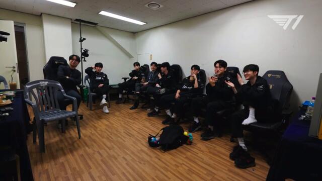 T1 Players Reacts to NRG vs G2 😲 #worlds2023