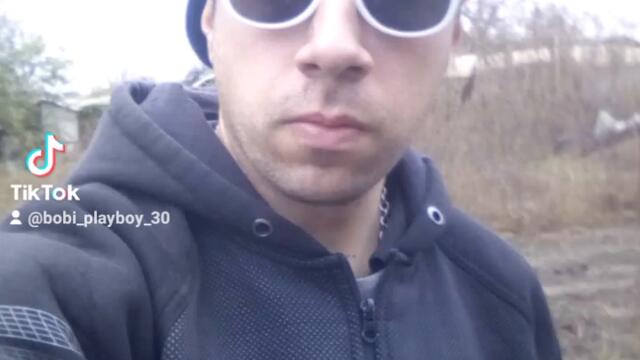 2023-11-25-135413937