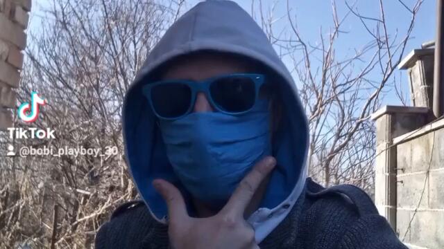 2023-12-17-142442066