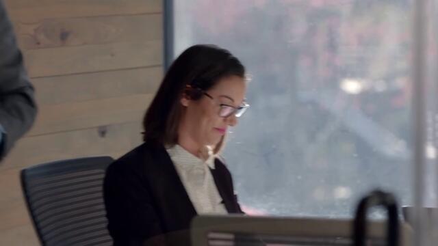 Почти законно  The Perfect In-Laws  (2023)   Бг Аудио Част 2