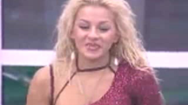 Деси В Своя Защита, Очи В Очи С Азис - Vbox7[via torchbrowser.com]