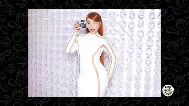 Ice Spice Gets Melted By Spicy Wings | Hot Ones