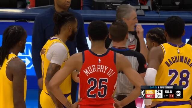 Jose Alvarado gets in D'Angelo Russell's face and they get chippy 👀