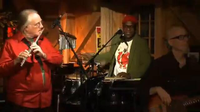 Daryl Hall and Jose Feliciano - Light My Fire