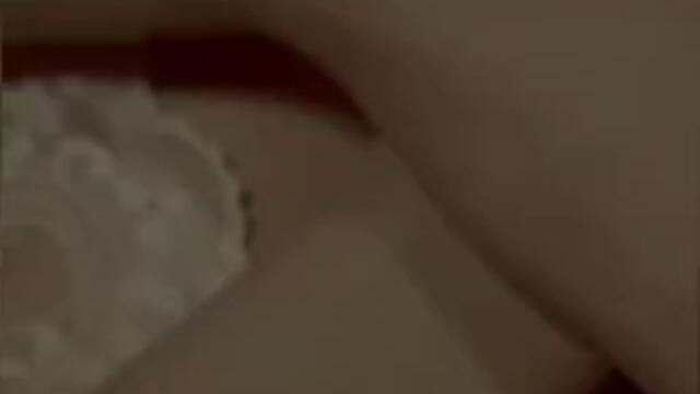 Иванина пак по цицки Big Brother 4 - 08 10 2008 - Vbox7[via torchbrowser.com]