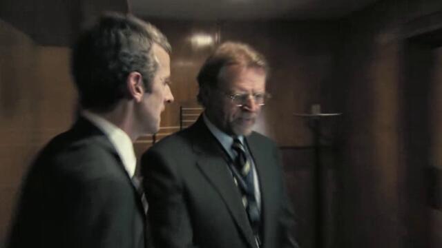 Кръгът на посветените In the Loop   (2009) Бг Аудио Част 2