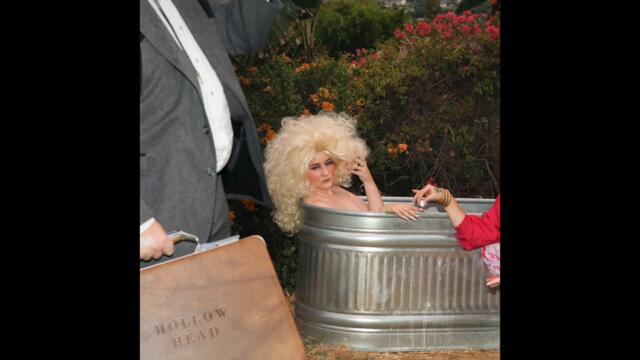 GracieHorse - "Hollow Head"