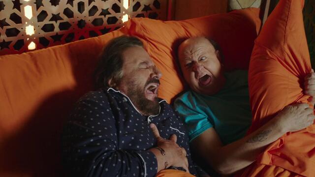 Ваканция на Марс In vacanza su Marte    Holidays on Mars (2020)  Бг Аудио Част 2