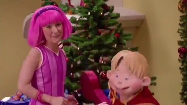 Lazy Town - I Love Christmas Korean 강철수염과 게으른 동네 - YouTube[via torchbrowser.com]