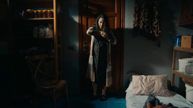 Saadet'i Kurtarmak İçin Karakuzular'ın Arasına Daldı - Çukur 2. Sezon 10. Bölüm