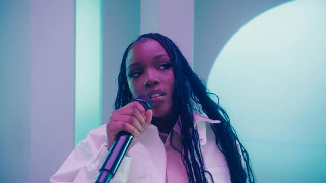 Merveille - Vie privée (Live) | Vevo DSCVR
