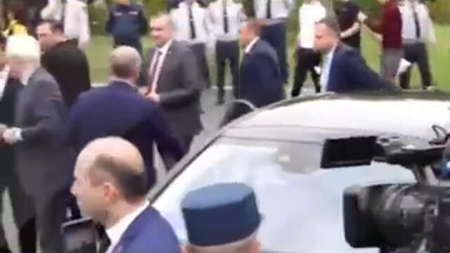 Президент Армении посетил пантеон «Ераблур» в годовщину Карабахской войны