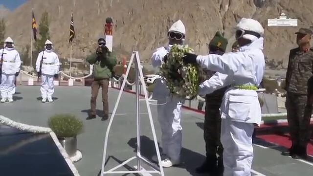 President Droupadi Murmu visits Siachen Base Camp