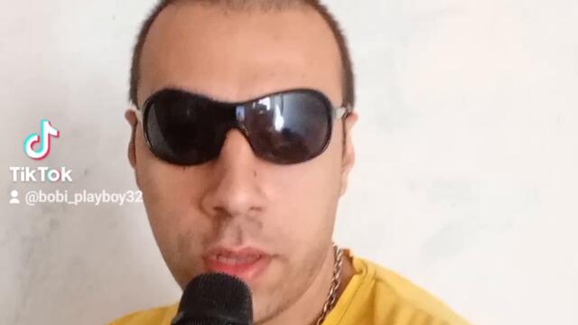 2024-10-01-122540953