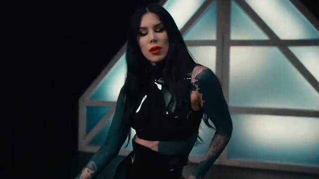 Kat Von D - I AM A MACHINE (Feat. Alissa White-Gluz) (Official Video)