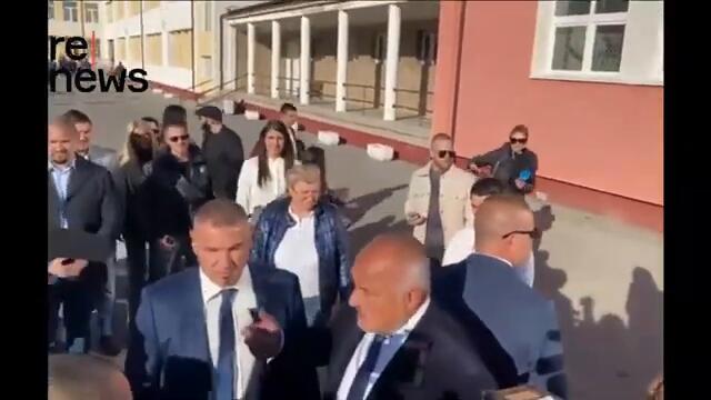 Бойко Борисов Гласува  #герб