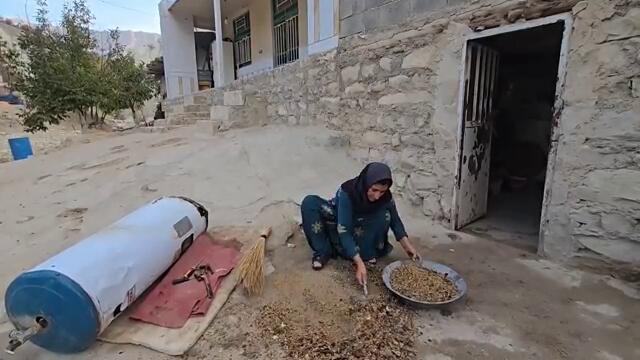 traditional masterpieces of grandmother and Khadija;  From bread to pistachios!