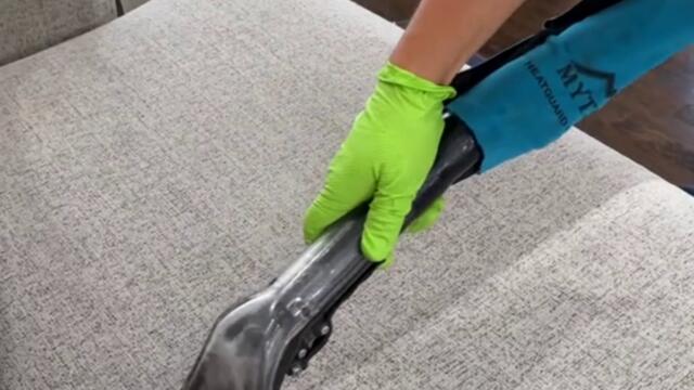 Машинно пране на диван София и Перник