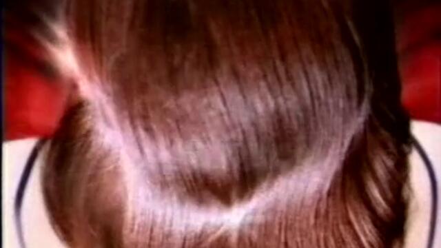 poly_color_brillance-_-Оттенки,_вечно_прекрасные_как_бриллианты-_film_-_adsspot_advertising_archive[via_torchbrowser.com] (360p)