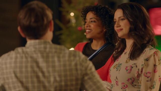 Коледна романтика Falling in Love at Christmas    Secretly Santa (2021) Бг Аудио Част 2