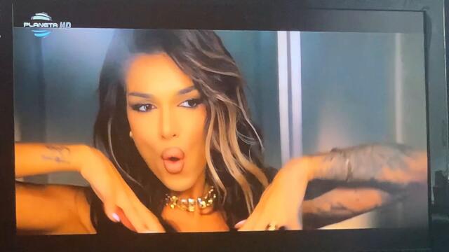 Ето диона как си поделя тоз хубавец в планети твци мухахахахахаха