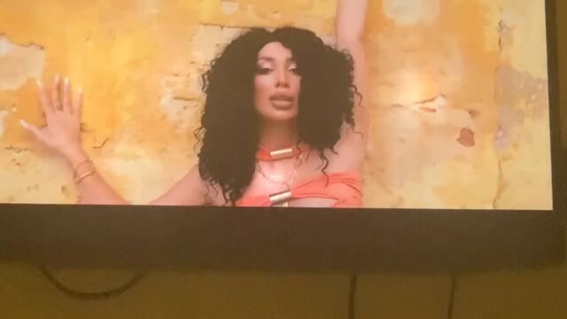 Крум момичето на батко