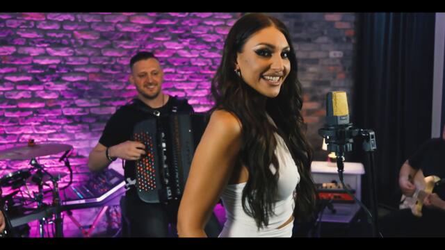 Marija Mara Nikodijević & Orkestar Vojkana Jovića KOBRE - ODŽAČAR  (cover)