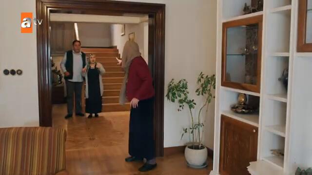 Asaf, Efsane'yi kovdu! - Bir Gece Masalı 22. Bölüm