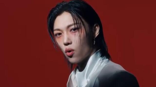 LiSA『ReawakeR (feat. Felix of Stray Kids)』MUSiC CLiP