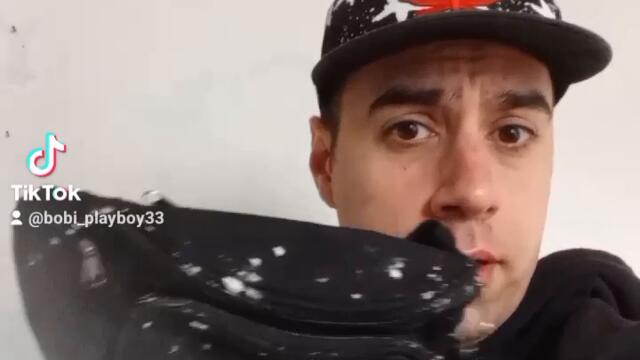 Здравейте приятели ако искате такава страхотна чантичка намерете си и си направете така ако ви харесва няма да съжалявате