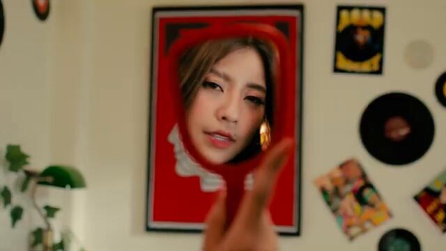 နာမည်တပ်ပြီးပြောပိုင်ခွင့်မရှိ a.k.a YouKnowWho (Official Music Video)