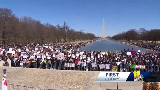 Hundreds protest against medical research cuts