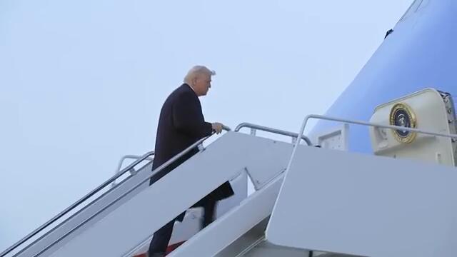 Canadians show their displeasure with President Trump