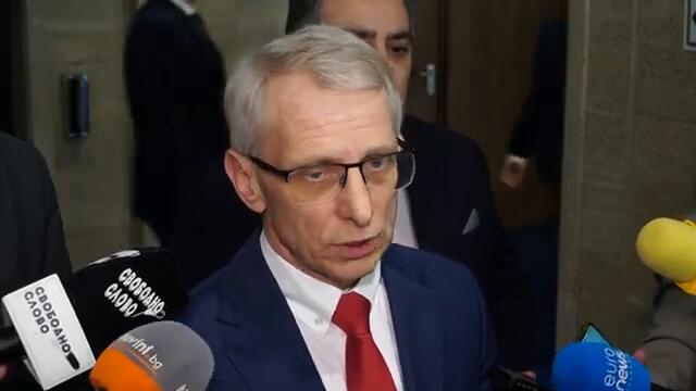 Денков с тежки обвинения към Борисов и Пеевски