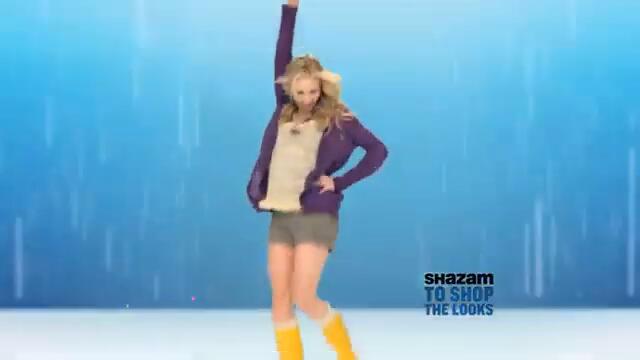 Old Navy advert w Tyne Stecklein  Layer Player by Marche  2011