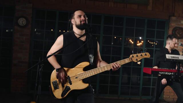 Barbara Bobak x Superstvar - Skotina - Stvarno Live Session @ Salas 137