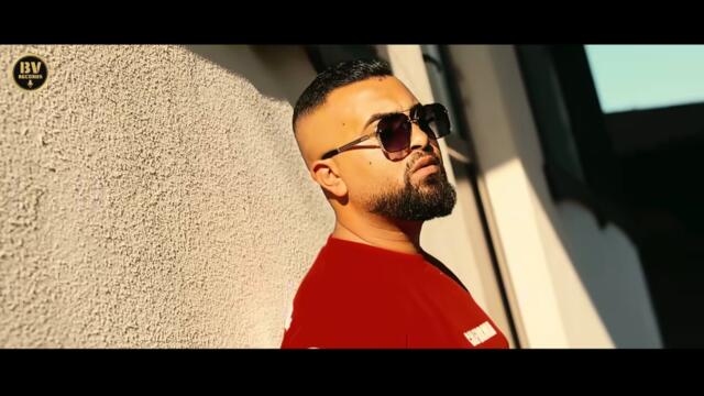 YUNAL x MONKEY -  Хлопа Ми Дъската, 2025