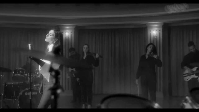 Ιουλία Καλλιμάνη - Από Μένα Είναι Όχι - няма шанс