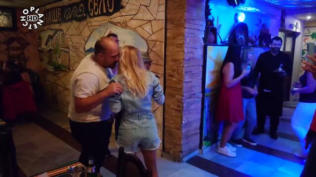 Весела - 300 нощи 300 дни ( live от Наше село ) - By Planetcho